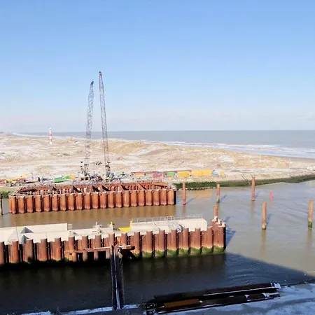 Lejlighed In Near The *